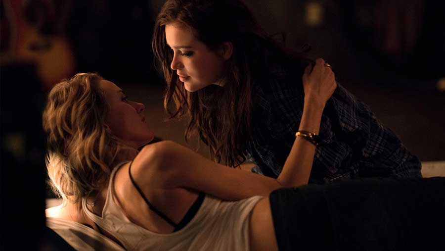 gypsy-sidney-jean-tension-lesbienne image Sidney et Jean : tension lesbienne et obsession dans Gypsy