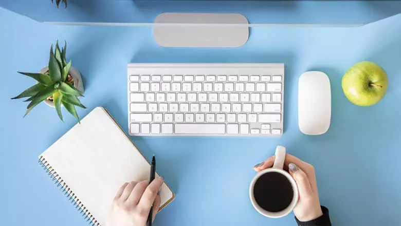 Pourquoi &eacute;crivons-nous des romances lesbiennes ?